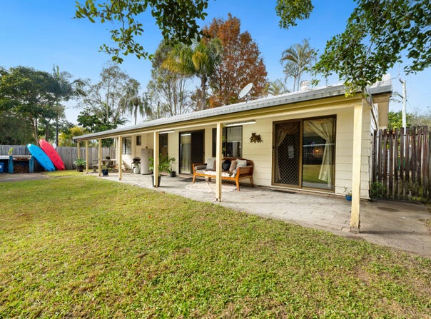 1 Vidler Court, Landsborough, Qld 4550