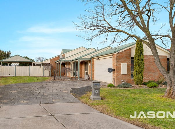 8 Urquhart Court, Greenvale, Vic 3059