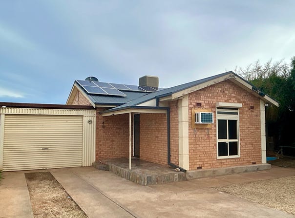 9 Scott Street, Whyalla Stuart, SA 5608