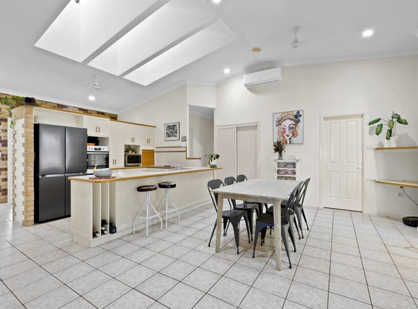 39 Danastas Avenue, Eimeo, Qld 4740