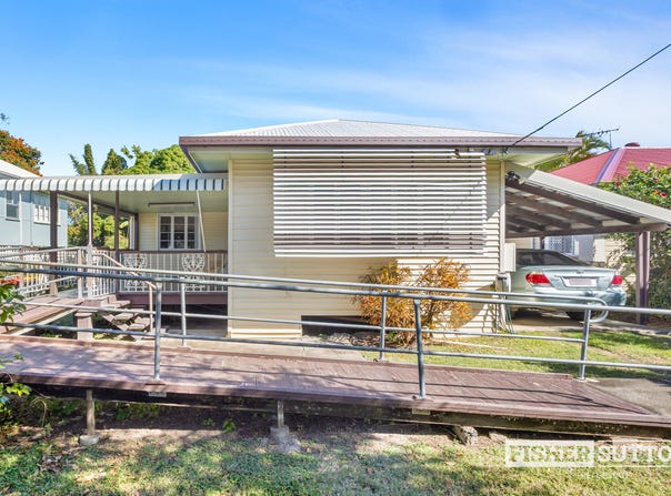 5 Hamilton Avenue, Wandal, Qld 4700