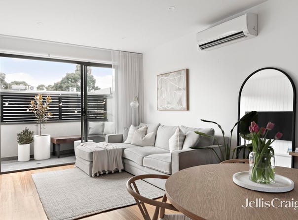 4/3 Mccracken Avenue, Pascoe Vale, Vic 3044