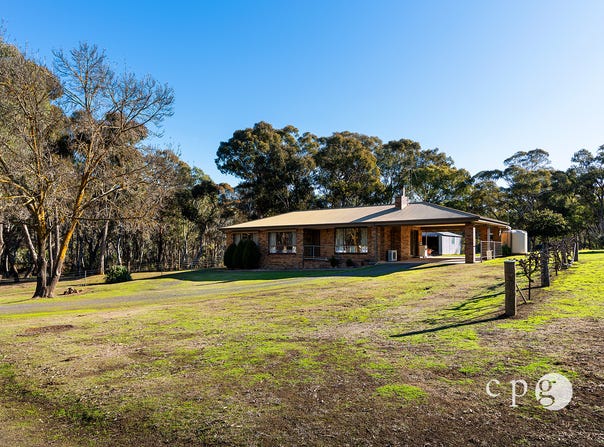 210 Peelers Road, Barkers Creek, Vic 3451
