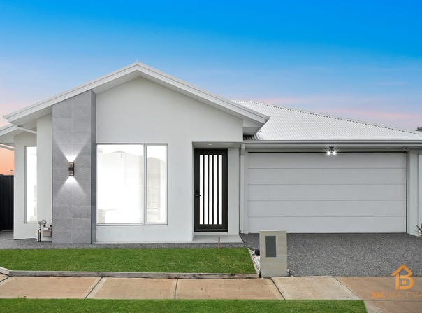 80 Bluebottle Parade, Rockbank, Vic 3335
