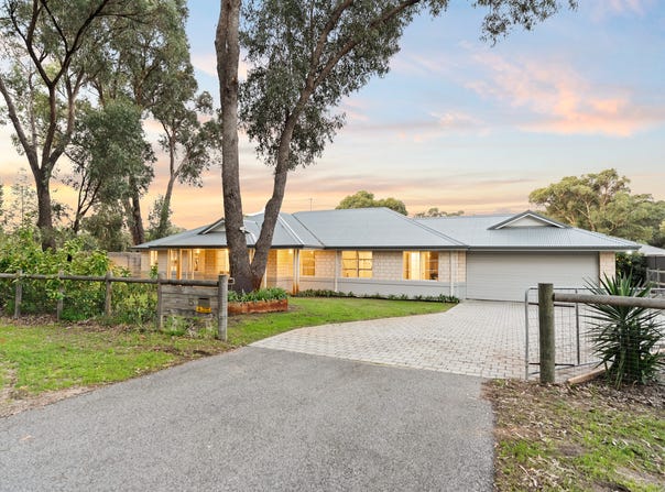 5 Ayrton Court, Golden Bay, WA 6174
