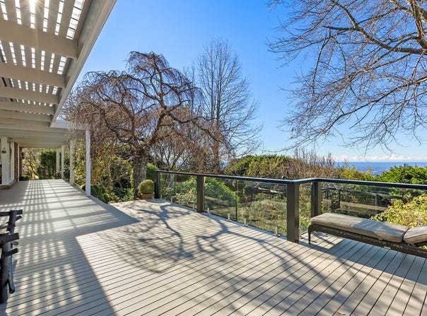 17 Pecks Road, Kurrajong Heights, NSW 2758