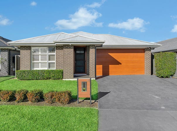 17 Mooney Street, Spring Farm, NSW 2570
