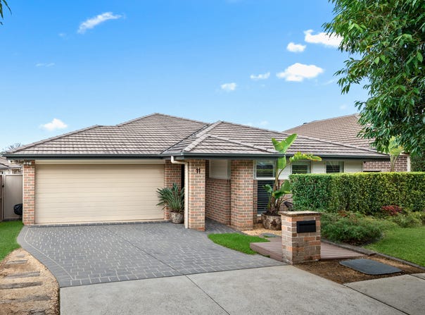 11 Langshan Street, Spring Farm, NSW 2570