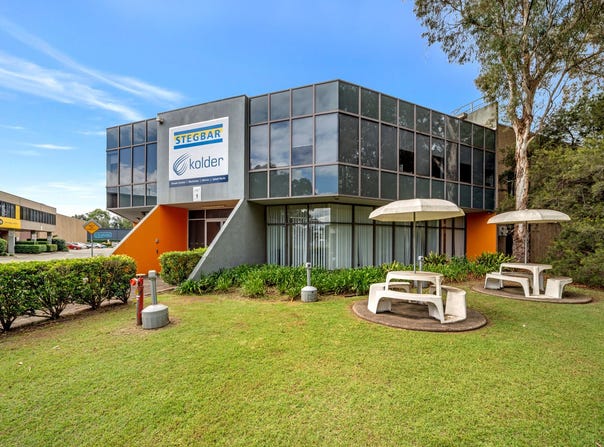 19 Chifley Street, Smithfield, NSW 2164