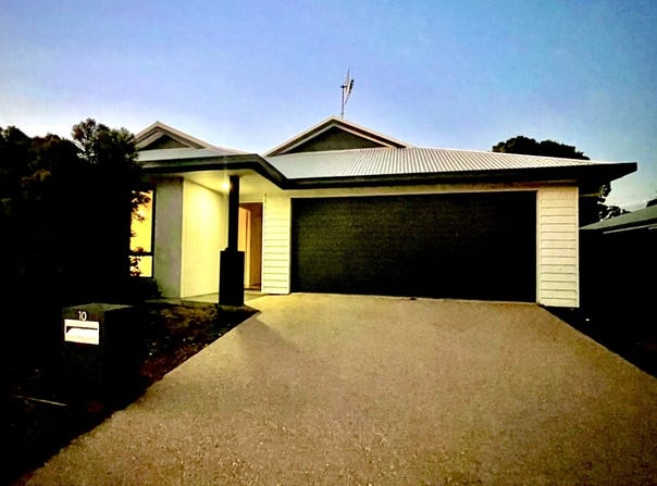 10 BUSHLARK Drive, Moranbah, Qld 4744