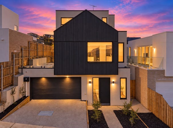 35 Devon Park Drive, Highton, Vic 3216