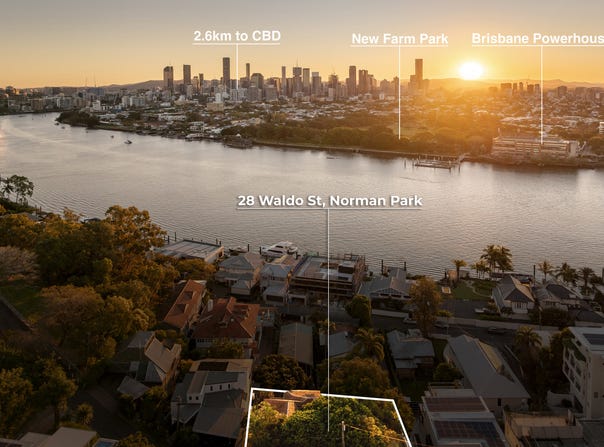 28 Waldo Street, Norman Park, Qld 4170