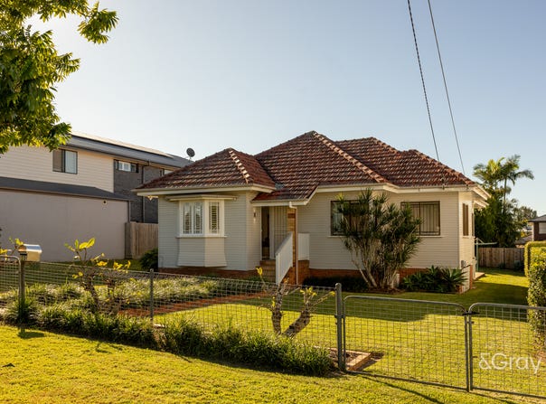 23 Saint Clair Street, Kedron, Qld 4031