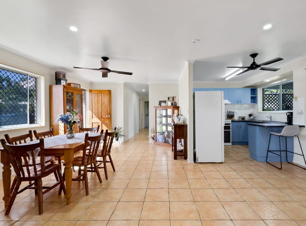 2 Christines Way, Eimeo, Qld 4740