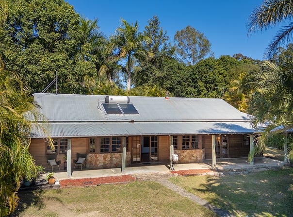 221 Poulsen Road, Carters Ridge, Qld 4563