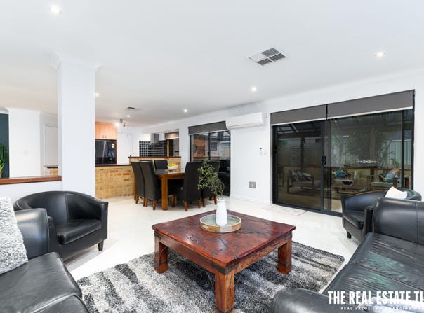 3 Sandilands Circuit, Tapping, WA 6065