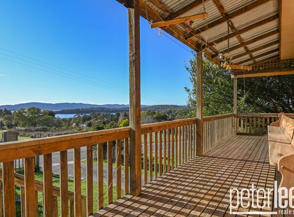 21 Torneys Road, Beauty Point, Tas 7270