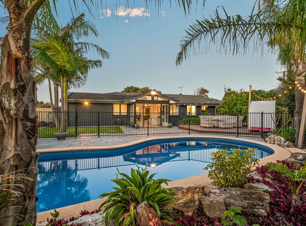22 Ozone Avenue, Port Willunga, SA 5173