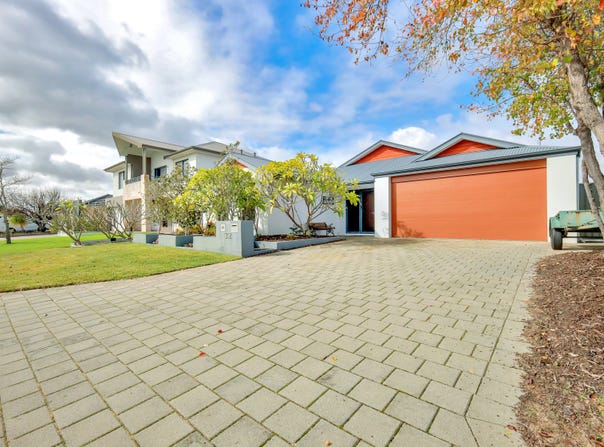 32 Whittaker Turn, Piara Waters, WA 6112