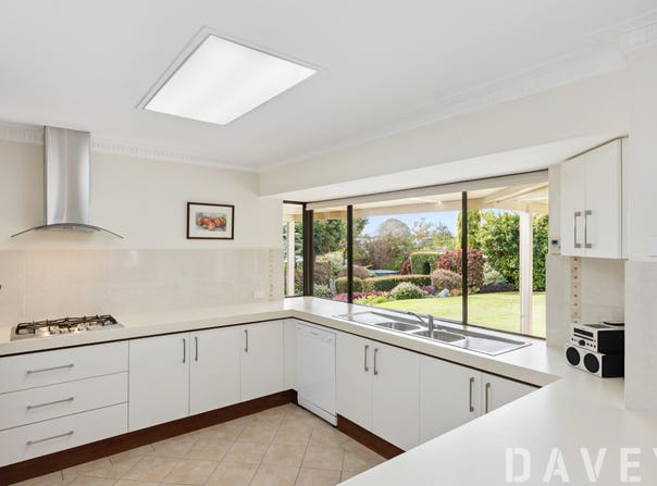 5 Ardgay Place, Duncraig, WA 6023