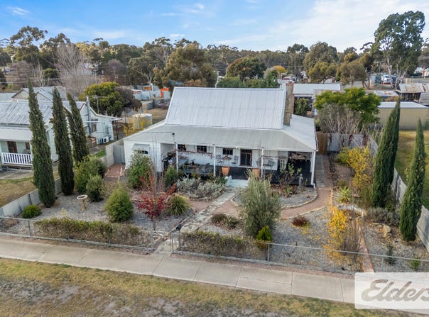 90 High Street, Avoca, Vic 3467