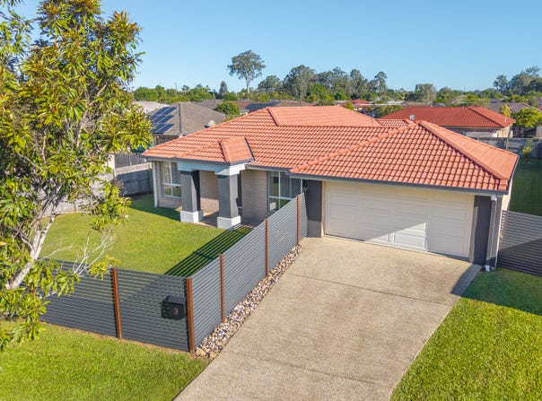 3 Lyndon Way, Bellmere, Qld 4510