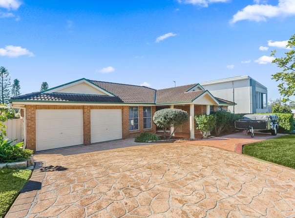 6 Torres Circuit, Shell Cove, NSW 2529