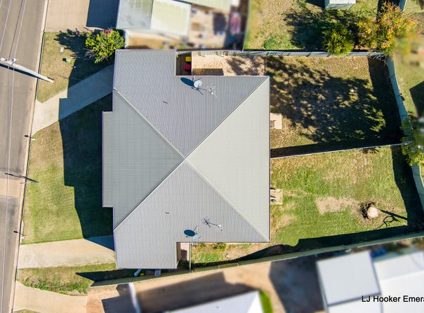 30 Riverview Street, Emerald, Qld 4720