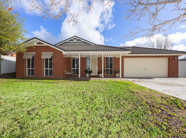 18 Walla Place, Glenfield Park, NSW 2650