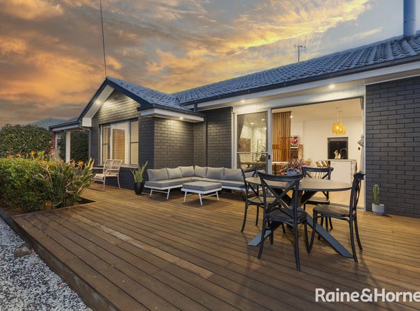 32 Tanang Street, Bomaderry, NSW 2541