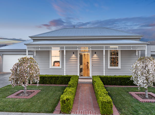 35 Junction Street, Newington, Vic 3350
