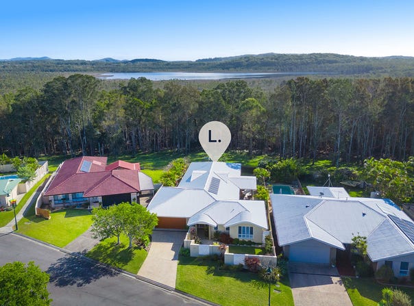 12 Eagle Place, Lake Cathie, NSW 2445