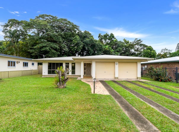 30 Stirling Street, Whitfield, Qld 4870