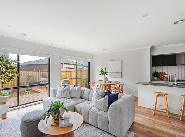 12 Duke Street, Armstrong Creek, Vic 3217