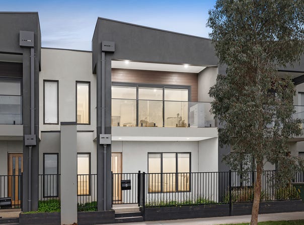 8 Shanghai Walk, Truganina, Vic 3029