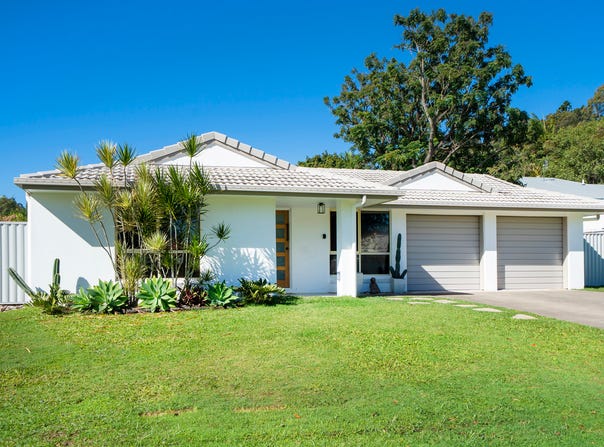 4 Magenta Drive, Coolum Beach, Qld 4573