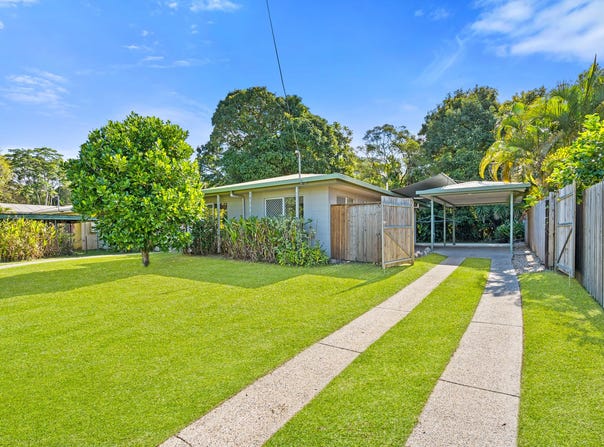 39 Enmore Street, Manoora, Qld 4870