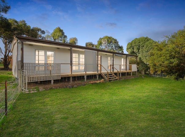 7 Mountain View Close, Pyalong, Vic 3521