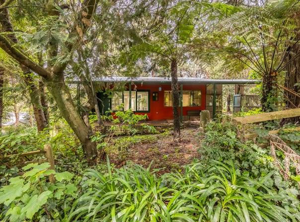 5 Fern Gully Road, Cockatoo, Vic 3781