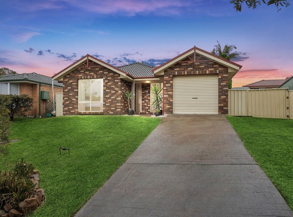 6 Karingal Place, Blue Haven, NSW 2262