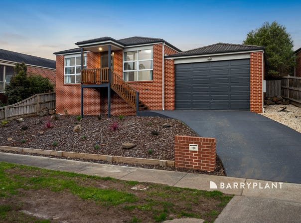 28 Montague Avenue, Drouin, Vic 3818