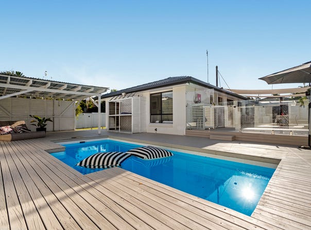 43 Yangoora Crescent, Ashmore, Qld 4214