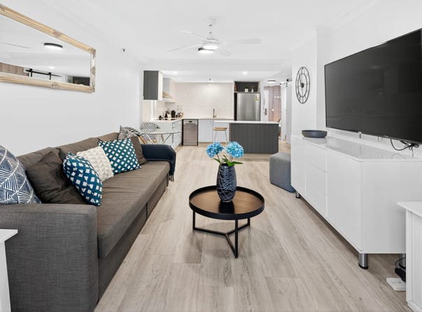 1E/3540 Main Beach Parade, Main Beach, Qld 4217