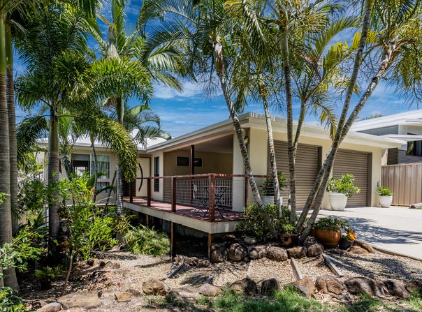 33 Palm Court, Agnes Water, Qld 4677