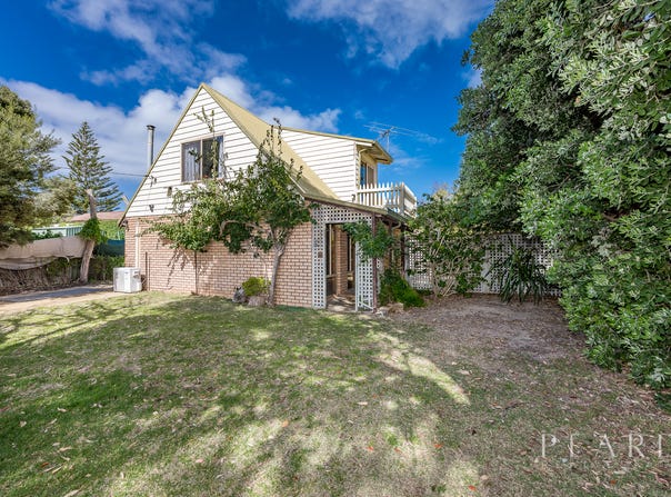4 Truro Court, Yanchep, WA 6035