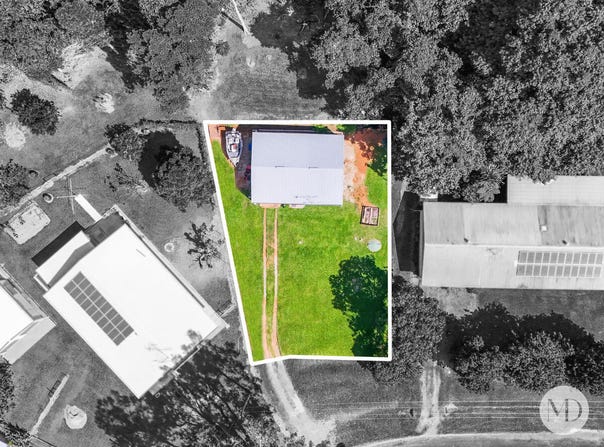 7 Enid Street, Flying Fish Point, Qld 4860