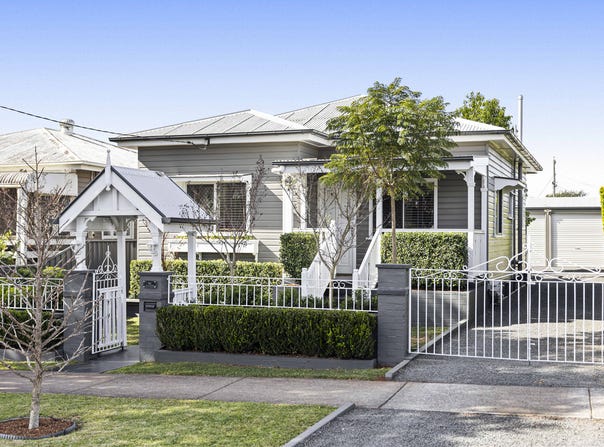 6a Cay Street, Newtown, Qld 4350