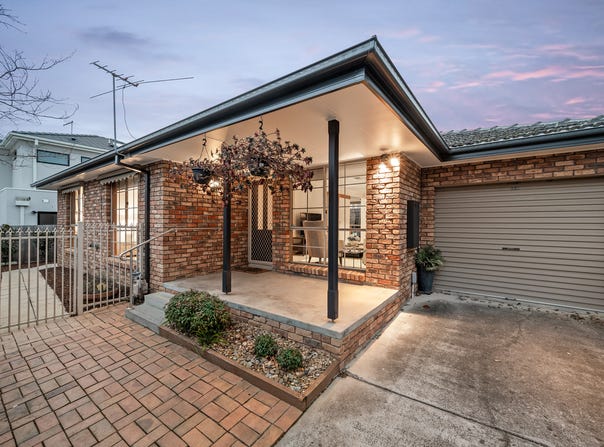 2/9 The Ridge, Glen Waverley, Vic 3150