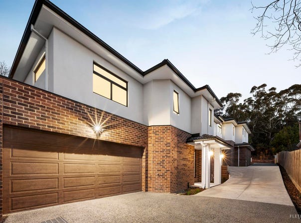 2/1025 Riversdale Road, Surrey Hills, Vic 3127
