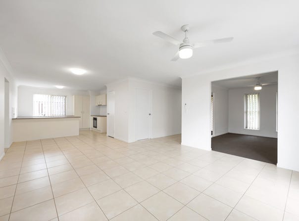 26 Trinity Parade, Blacks Beach, Qld 4740